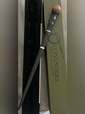 Harry Potter Ollivanders Interactive Wand Universal Studios Wizarding Wld w/ Map